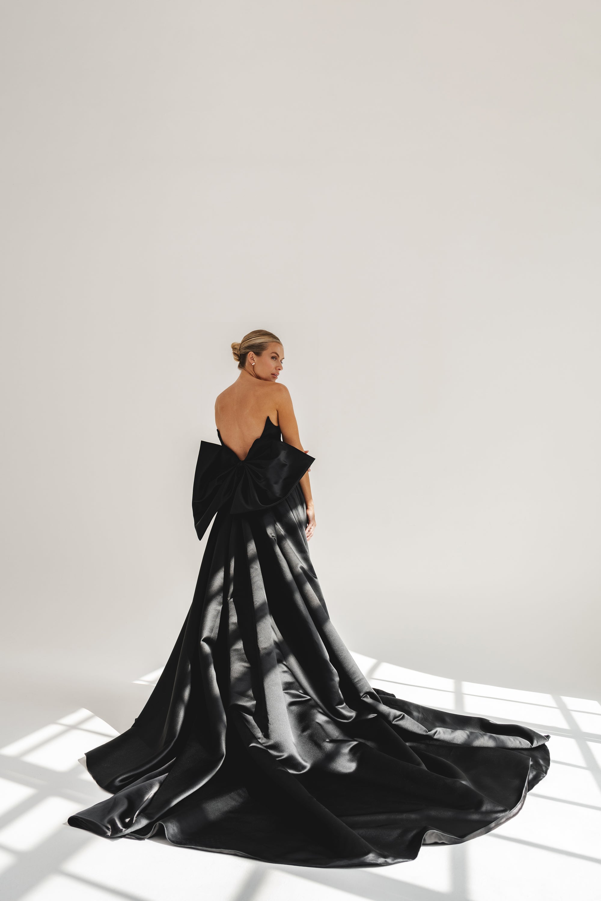 KITT IN BLACK | BLACK SATIN STRAPLESS DRESS