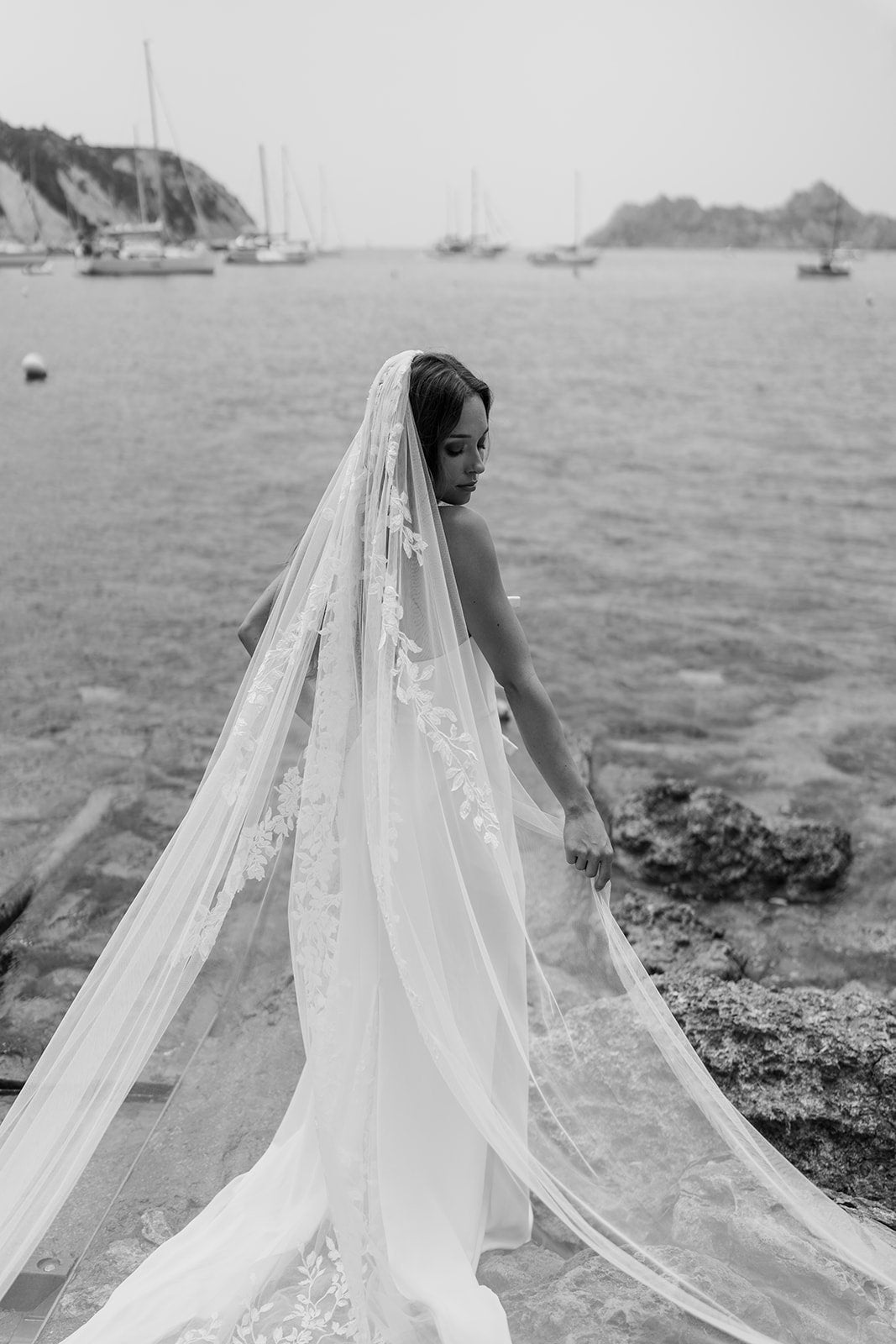 ALBA VEIL - Love Story London