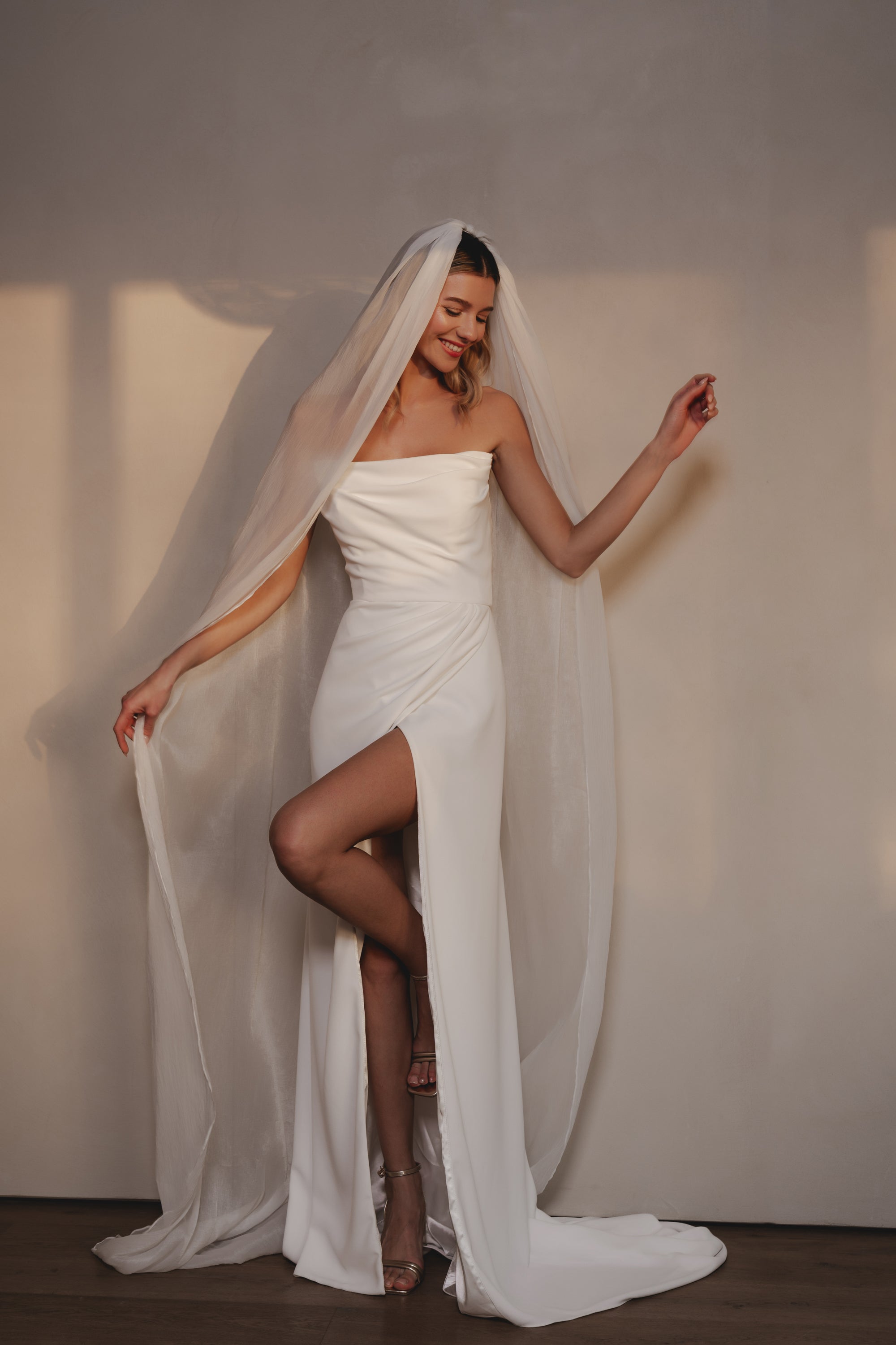 Love Story London's Luxury Wedding Veils image