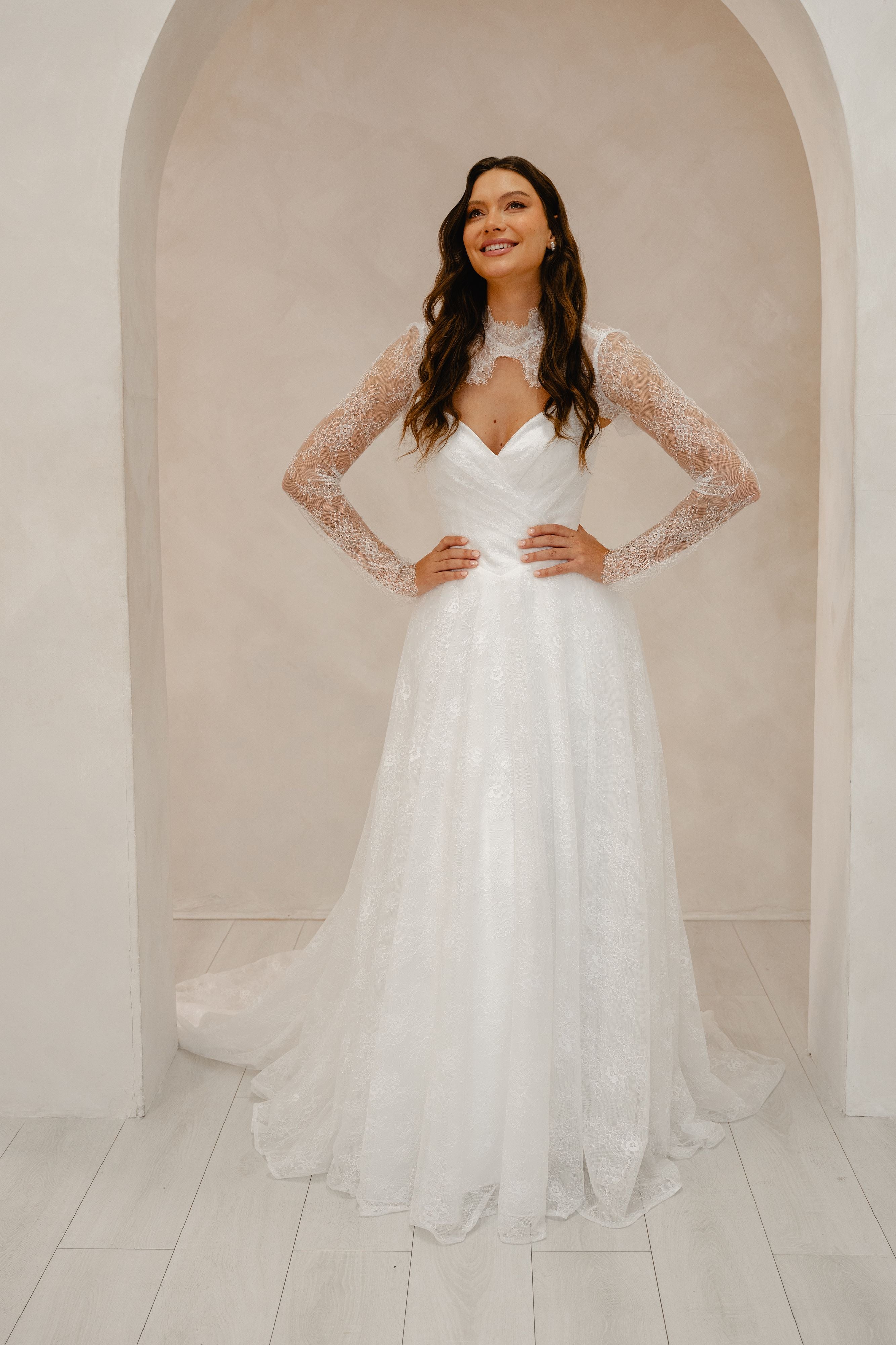 ELLORA WEDDING DRESS BY LOVE STORY LONDON ELLORA WEDDING DRESS BY LOVE STORY LONDON